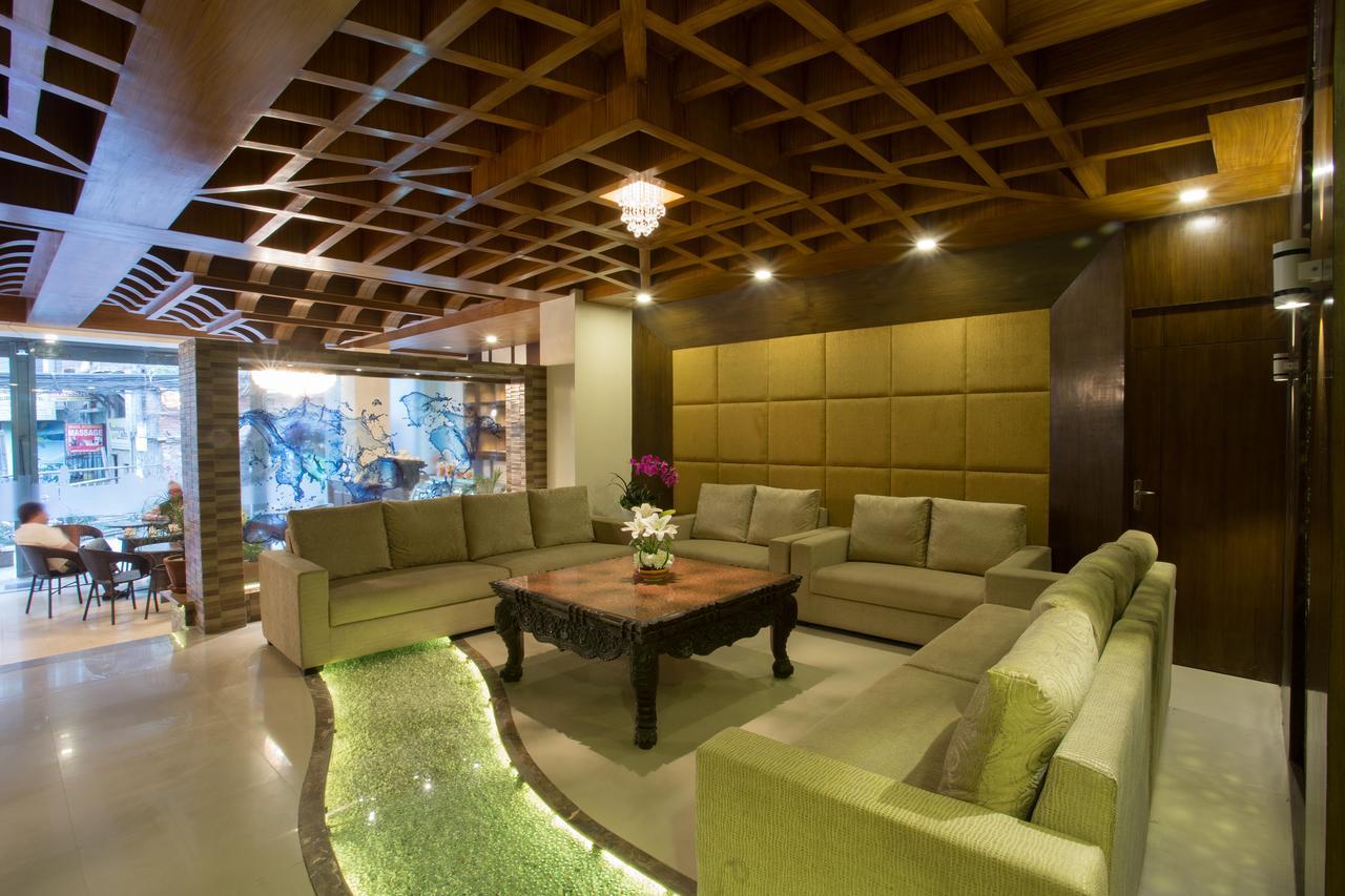Yatri Suites And Spa Катманду Экстерьер фото